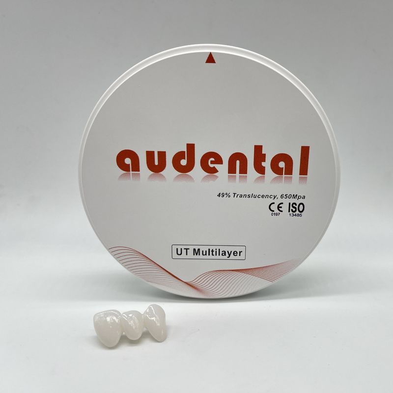 UT / DUT Multilayer Dental Zirconia Block Độ xuyên suốt cao và sức mạnh cho thẩm mỹ tối ưu