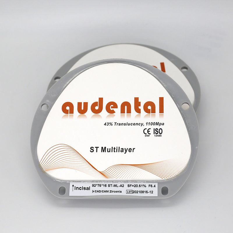 1100Mpa 43% Xanh ST nhiều lớp Zirconia Blocks cho veneers mịn Vita 16 Màu